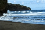 Pololu Valley beach